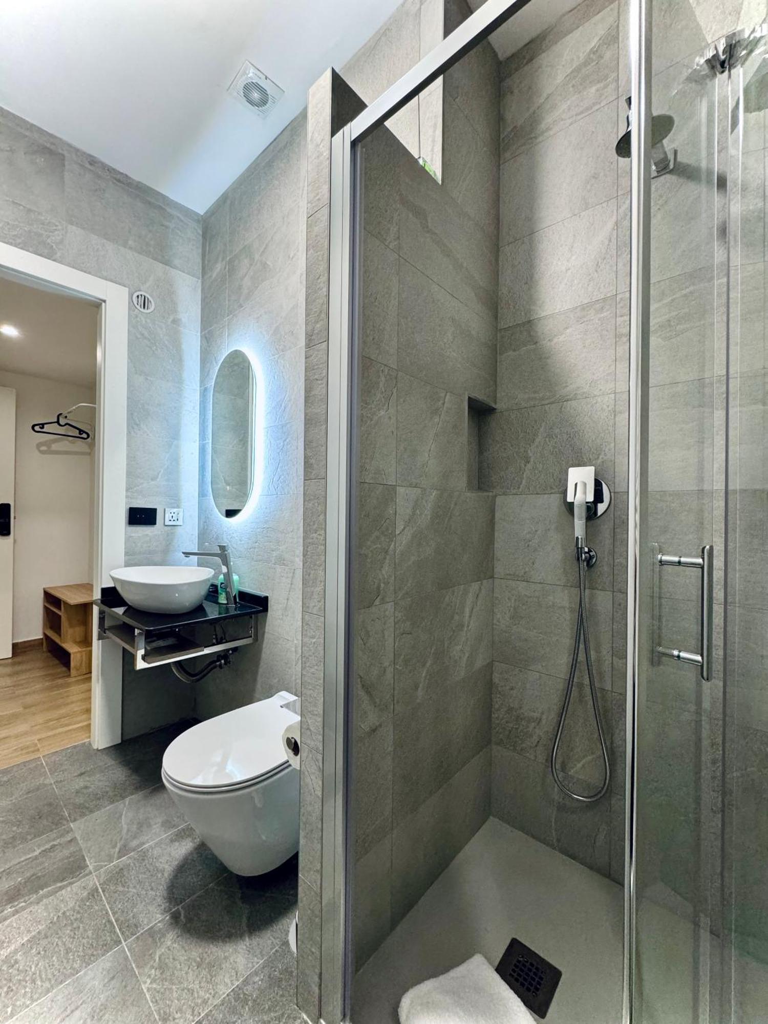 Domus House Hotel Рим Екстериор снимка