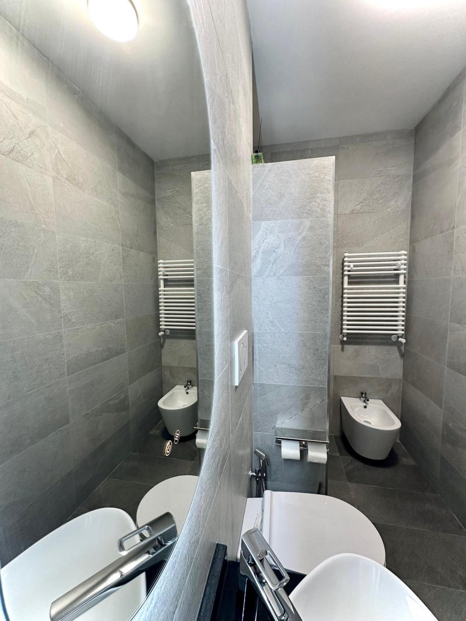 Domus House Hotel Рим Екстериор снимка