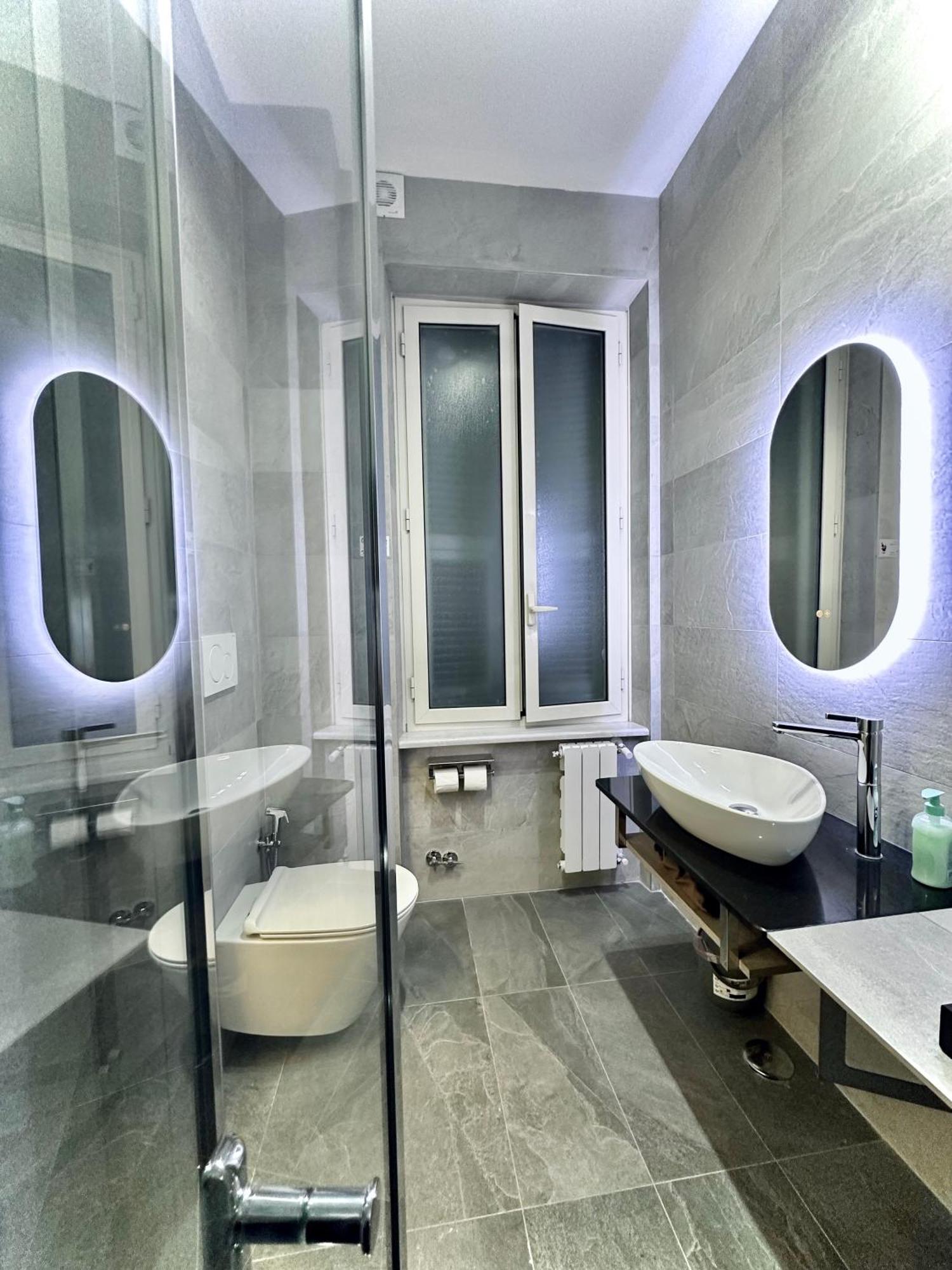 Domus House Hotel Рим Екстериор снимка