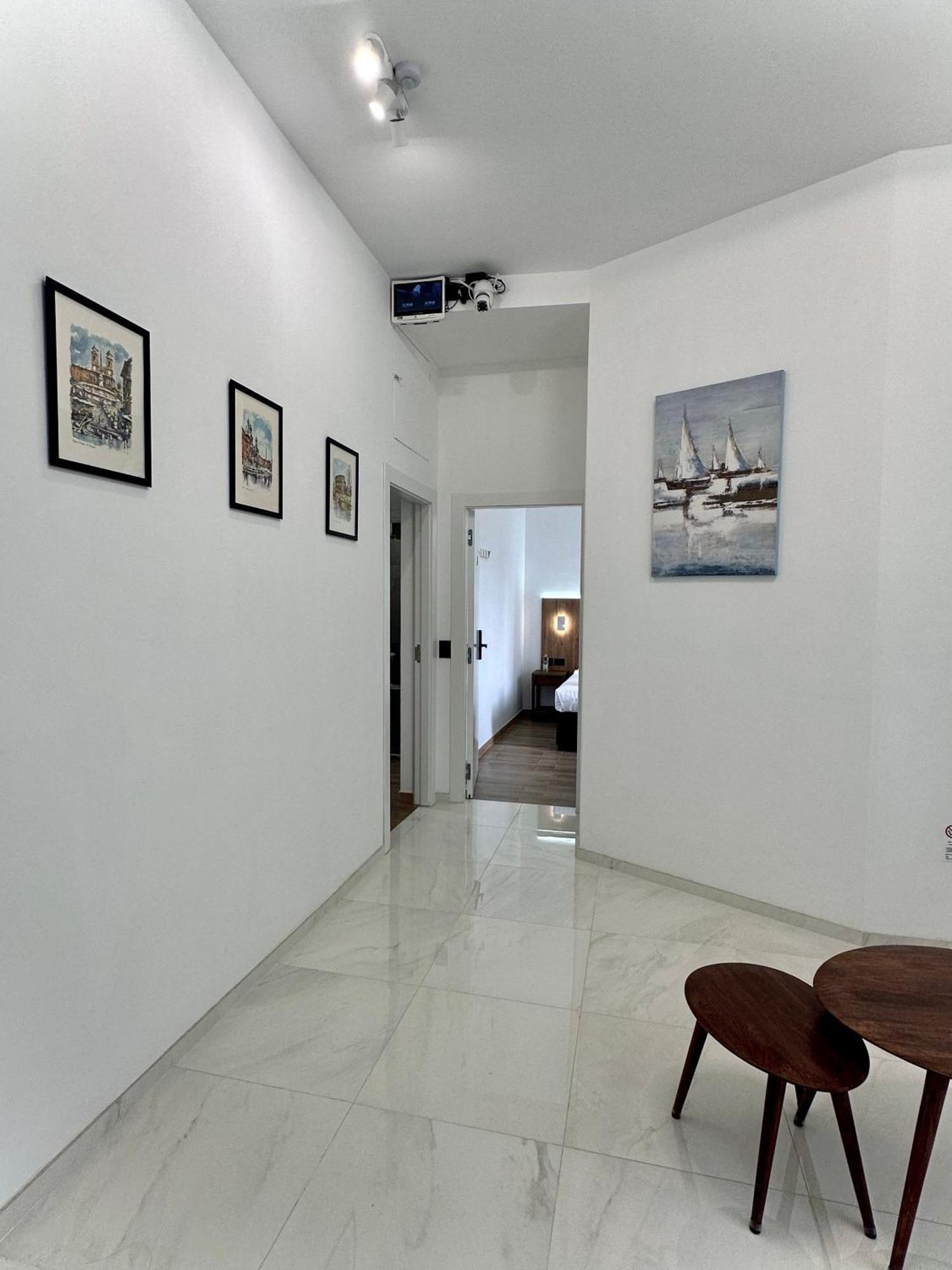 Domus House Hotel Рим Екстериор снимка